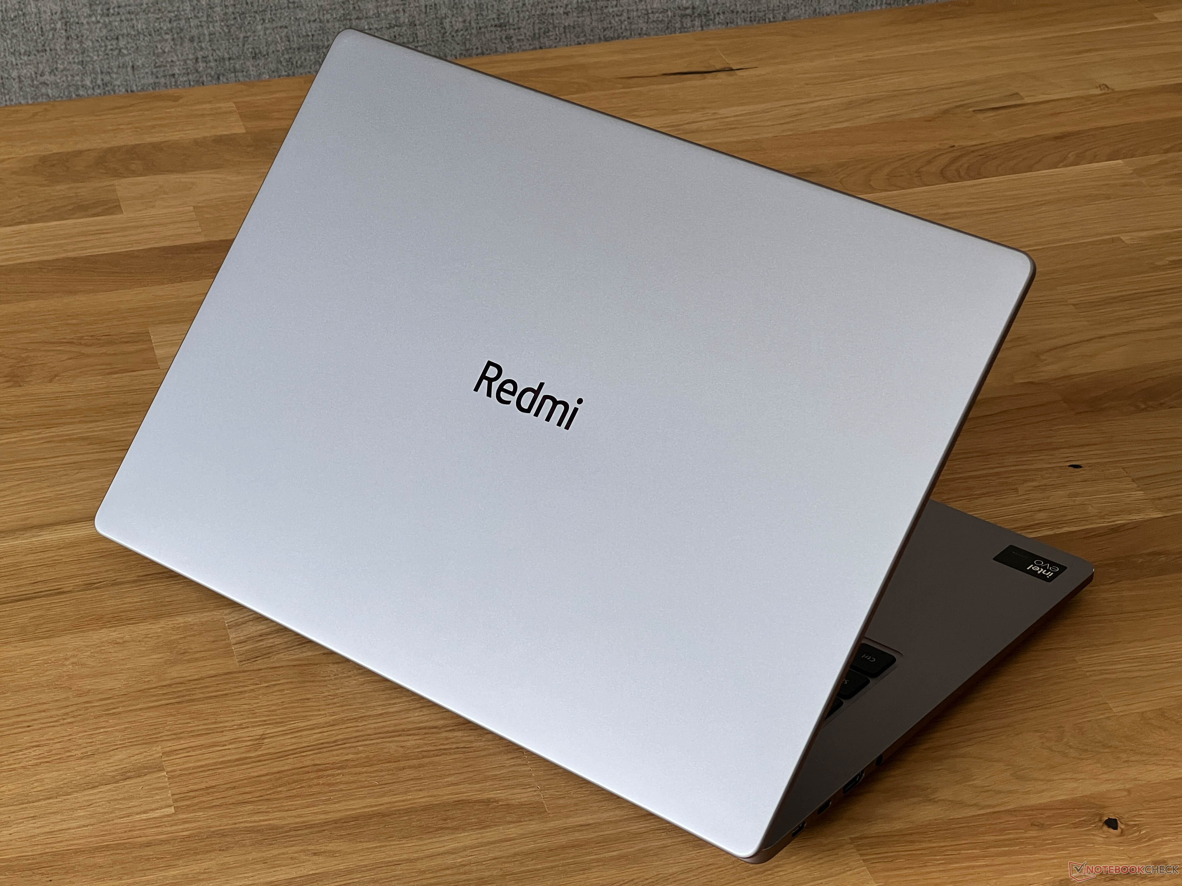 Xiaomi Book Pro 16 (2024)