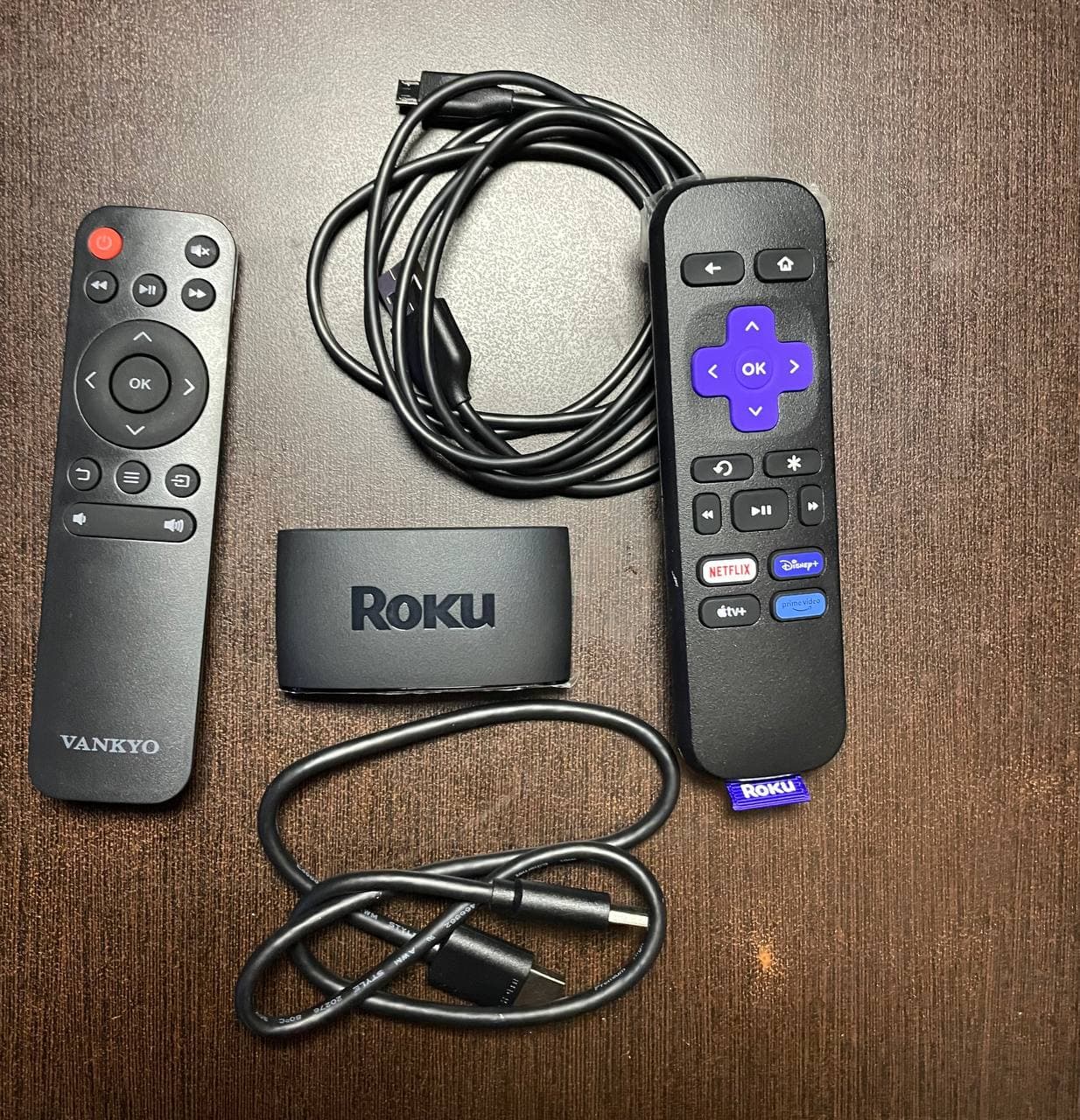 Detalle 3 de Proyector Vankyo Leisure 470r 250 Pulgadas Con Roku Express