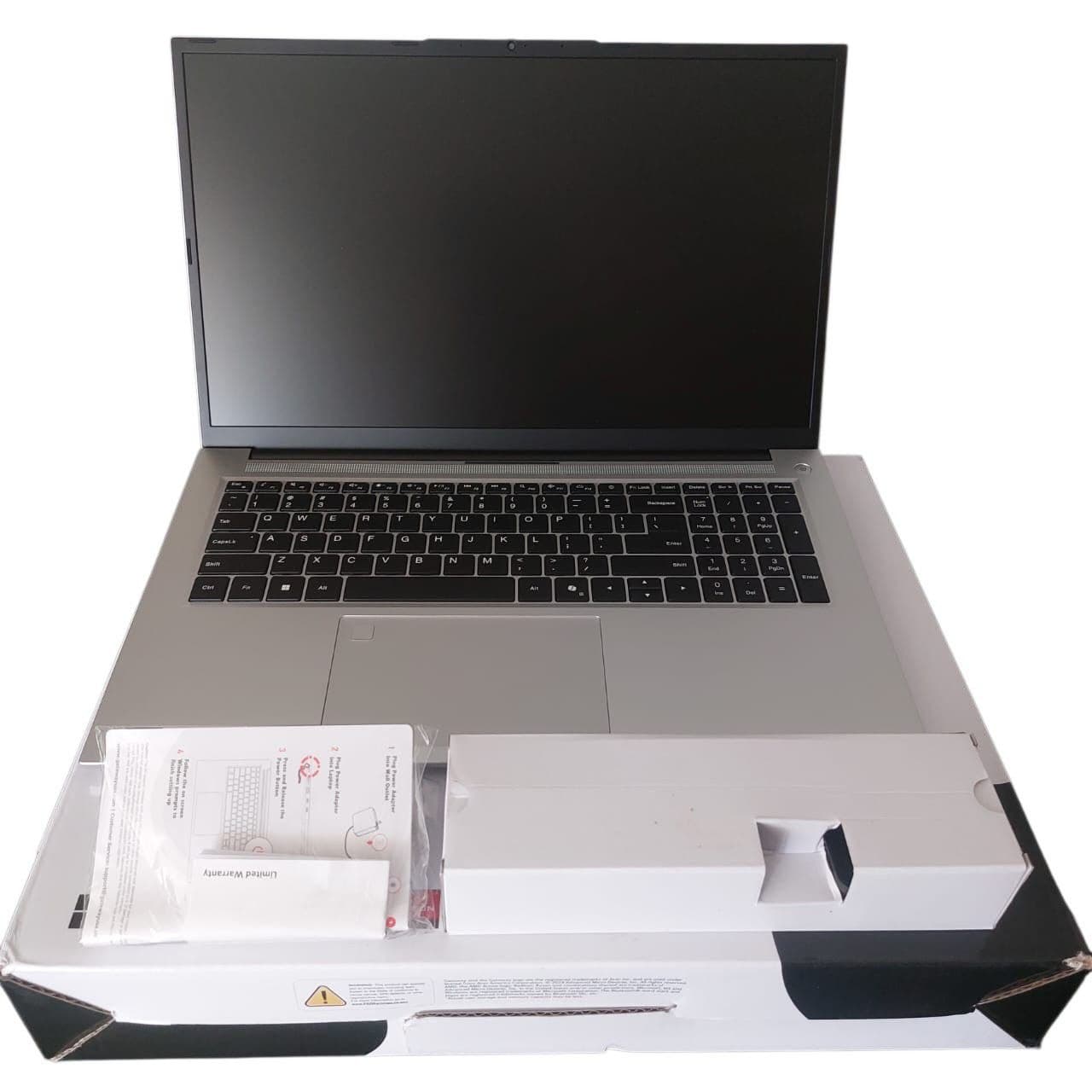 Detalle 2 de Laptop GATEWAY 17.3" RYZEN 5/8 GB RAM/256 GB